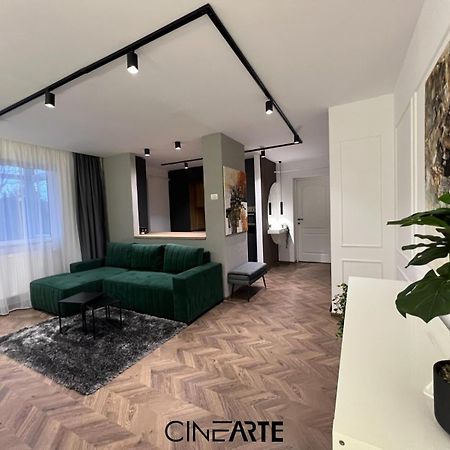 Cinearte Residence Caransebeş Esterno foto
